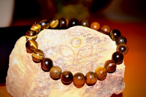 Tiger Eye Bracelet: Benefits, Meaning, Uses & Why You Should Wear It